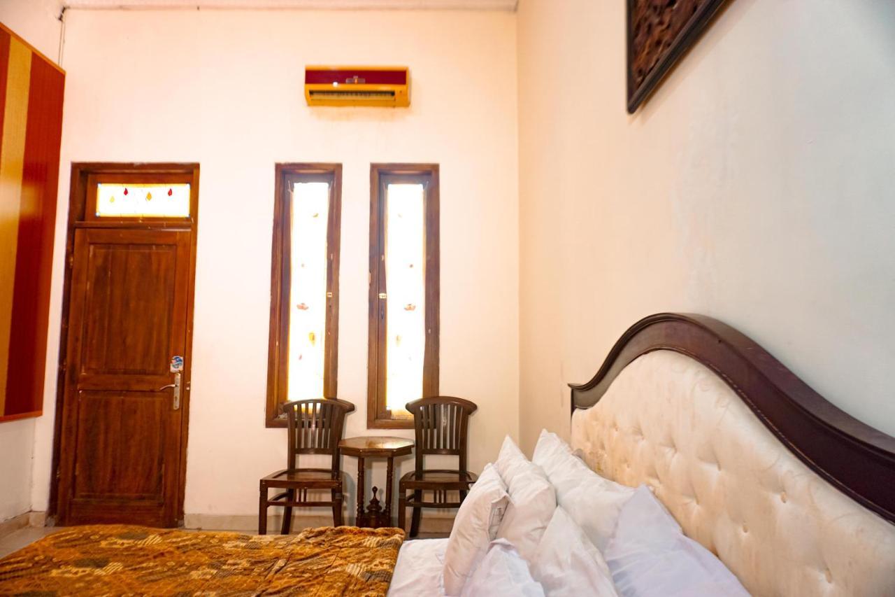 Hotel Laweyan Solo Zewnętrze zdjęcie